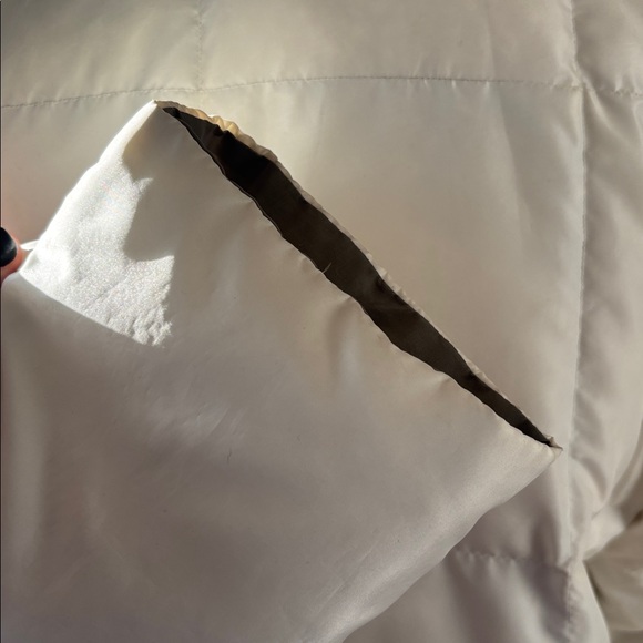 MaxMara Weekend Women's White Down Puffer Jacket Size 10 - Picture 8 of 11